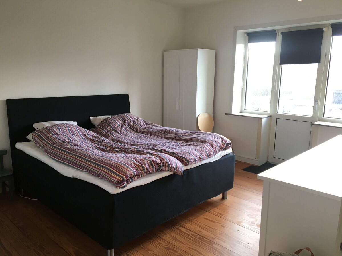 Strandbygade, 76 1. tv. billede 2